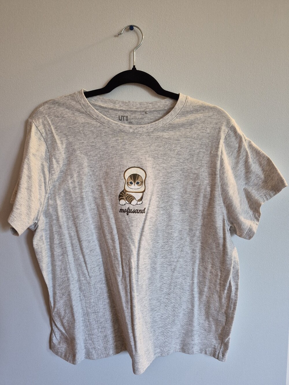 Uniqlo Mofusand Bread Meow Cat T-Shirt Light Gray Size XL
